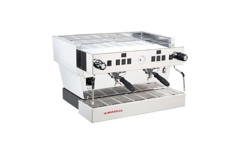 Máy pha cà phê La Marzocco Linea PB 2GR AV sở hữu thiết kế cổ điển kết hợp công nghệ hiện đại